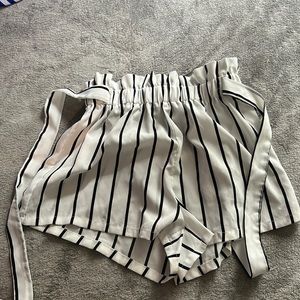 New, never worn SHEIN pants.